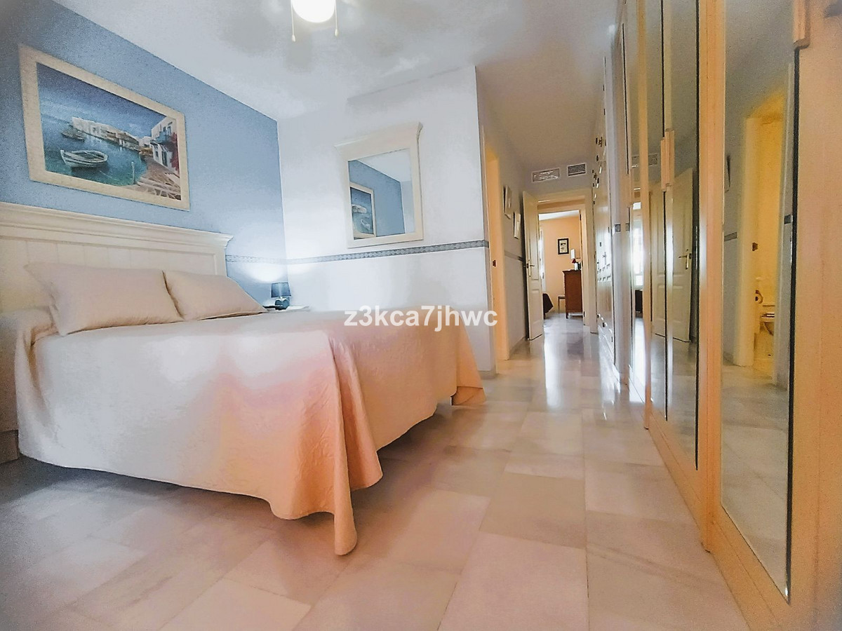 3 Bed Apartment for sale in Estepona Costa Del Sol, Málaga, Spain