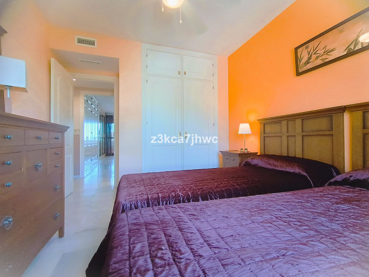 3 Bed Apartment for sale in Estepona Costa Del Sol, Málaga, Spain