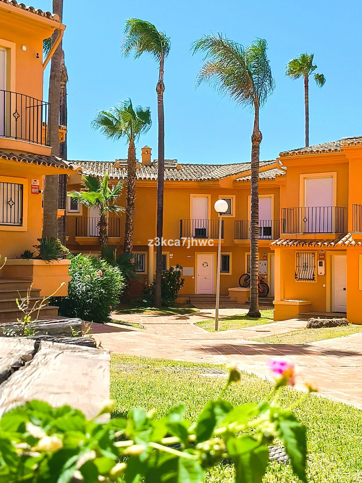 3 Bed Apartment for sale in Estepona Costa Del Sol, Málaga, Spain