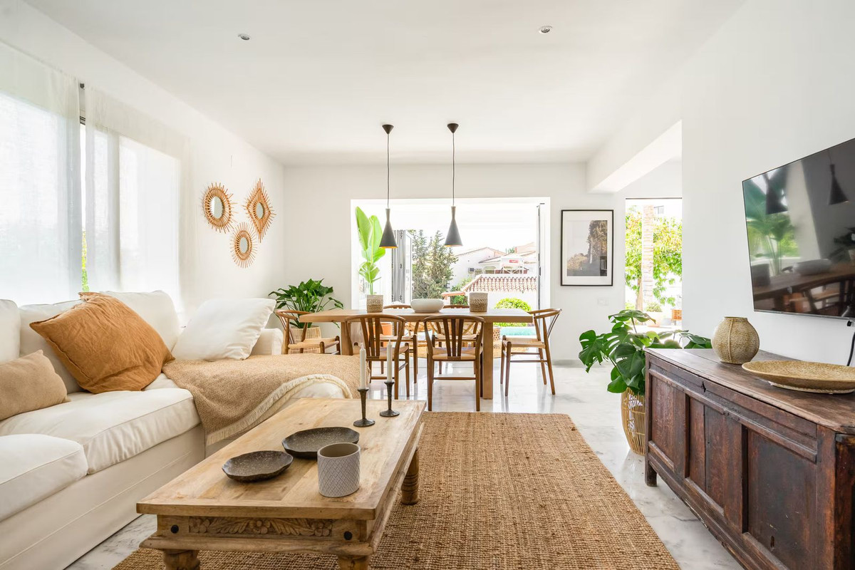4 Bed Townhouse for sale in La Campana Costa Del Sol, Málaga, Spain
