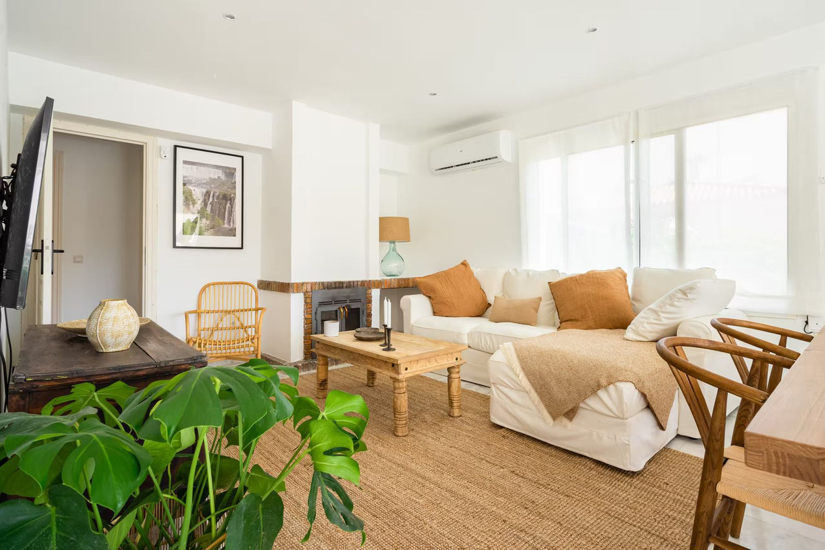4 Bed Townhouse for sale in La Campana Costa Del Sol, Málaga, Spain