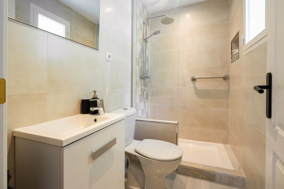 4 Bed Townhouse for sale in La Campana Costa Del Sol, Málaga, Spain