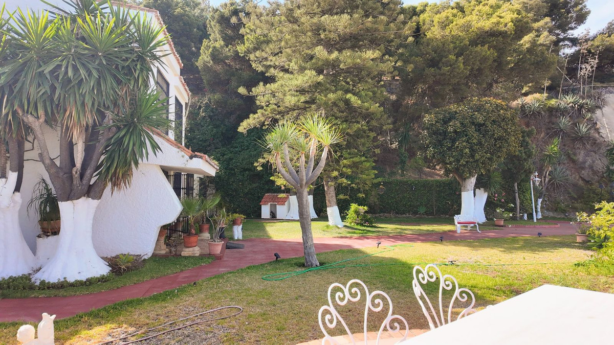 10 Bed Townhouse for sale in Málaga Centro Costa Del Sol, Málaga, Spain