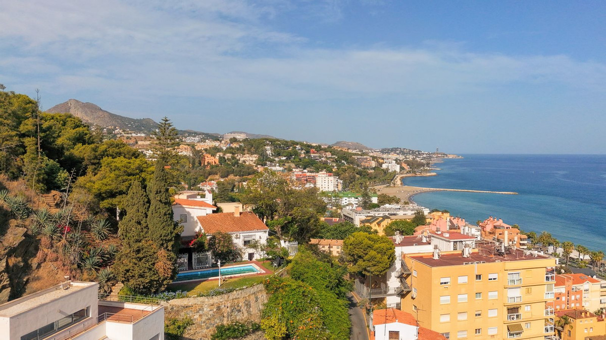 10 Bed Townhouse for sale in Málaga Centro Costa Del Sol, Málaga, Spain