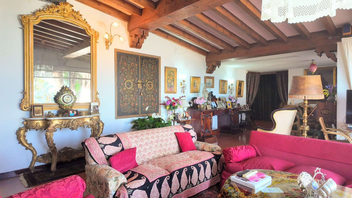 10 Bed Townhouse for sale in Málaga Centro Costa Del Sol, Málaga, Spain