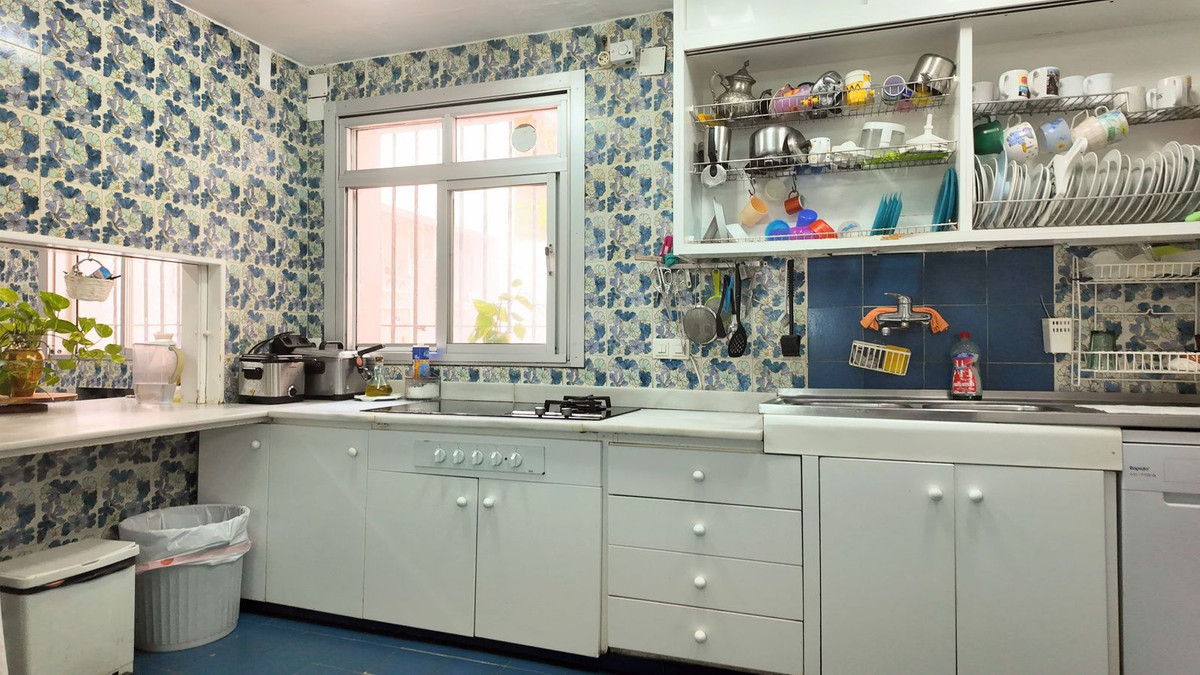 10 Bed Townhouse for sale in Málaga Centro Costa Del Sol, Málaga, Spain
