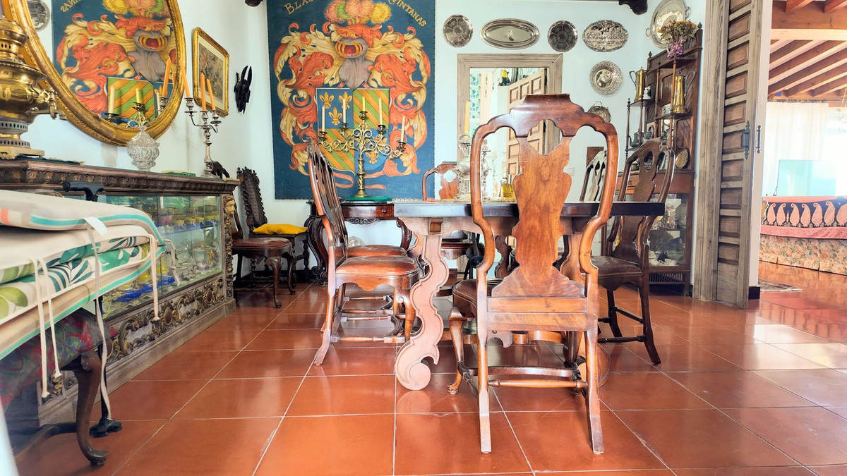 10 Bed Townhouse for sale in Málaga Centro Costa Del Sol, Málaga, Spain