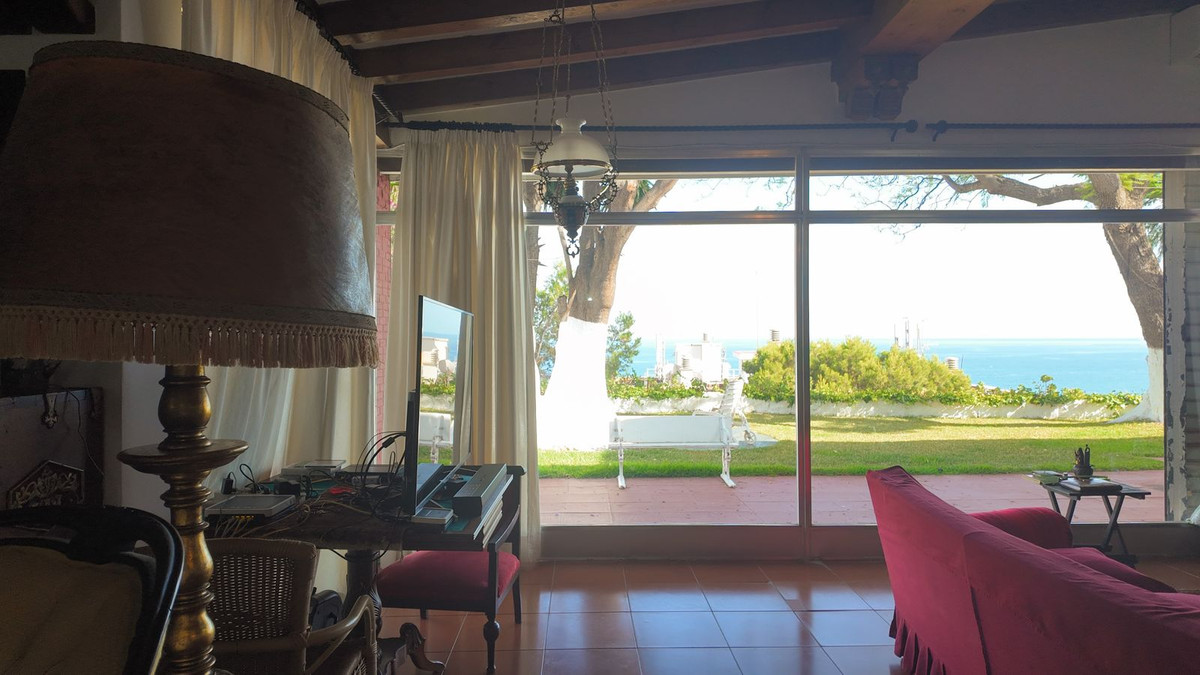 10 Bed Townhouse for sale in Málaga Centro Costa Del Sol, Málaga, Spain
