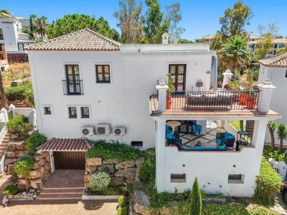 Se vende Villa - Chalet de 4 dormitorios en Costa Del Sol, Málaga, España