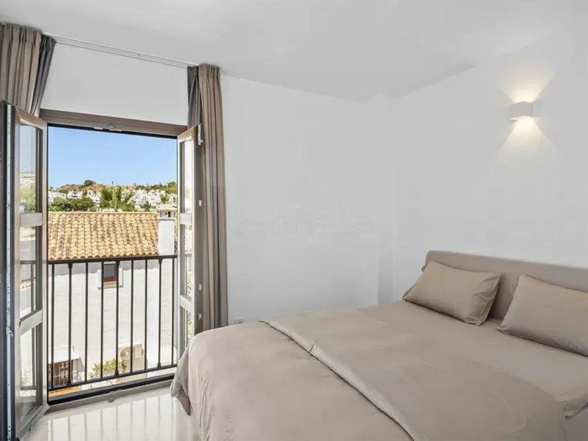 Se vende Villa - Chalet de 4 dormitorios en Costa Del Sol, Málaga, España
