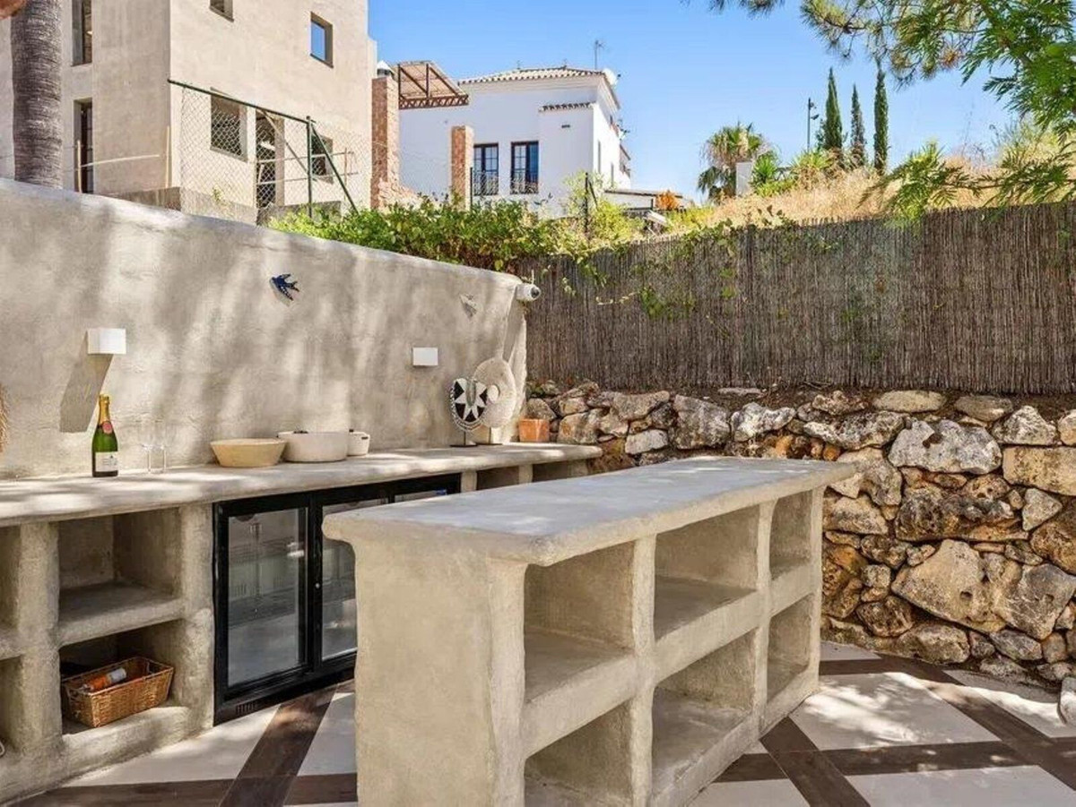 Se vende Villa - Chalet de 4 dormitorios en Costa Del Sol, Málaga, España