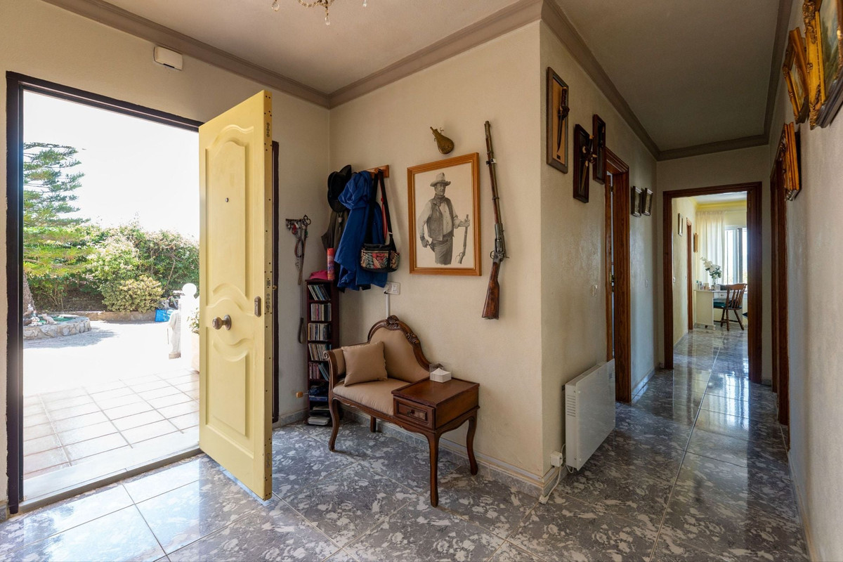 3 Bed Townhouse for sale in Guaro Costa Del Sol, Málaga, Spain