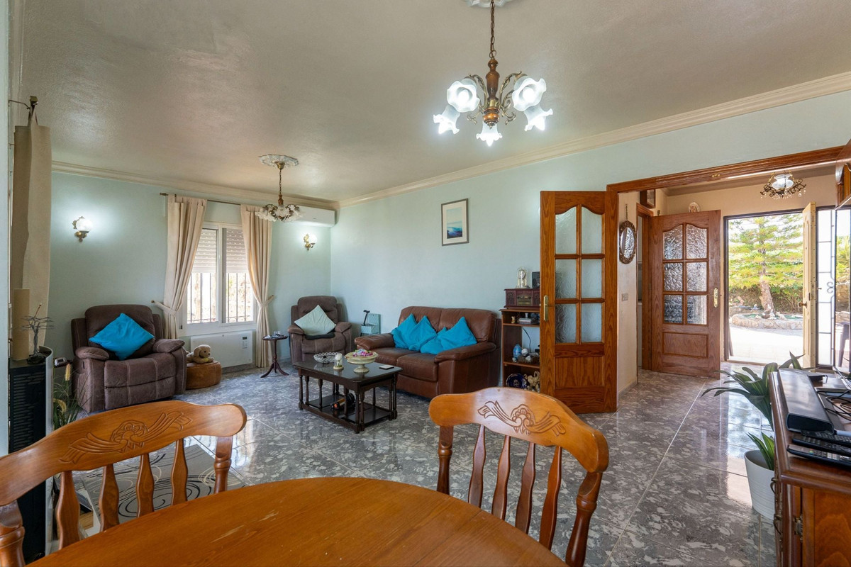 3 Bed Townhouse for sale in Guaro Costa Del Sol, Málaga, Spain