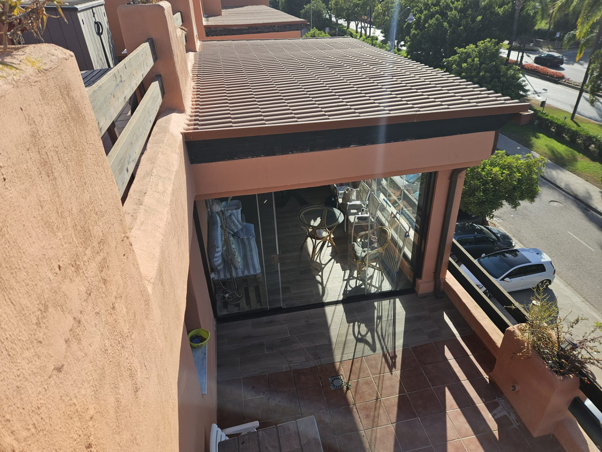 2 Bed Apartment for sale in Estepona Costa Del Sol, Málaga, Spain
