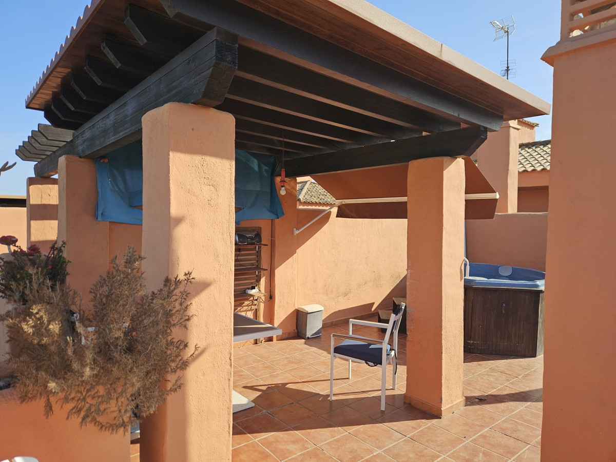 2 Bed Apartment for sale in Estepona Costa Del Sol, Málaga, Spain