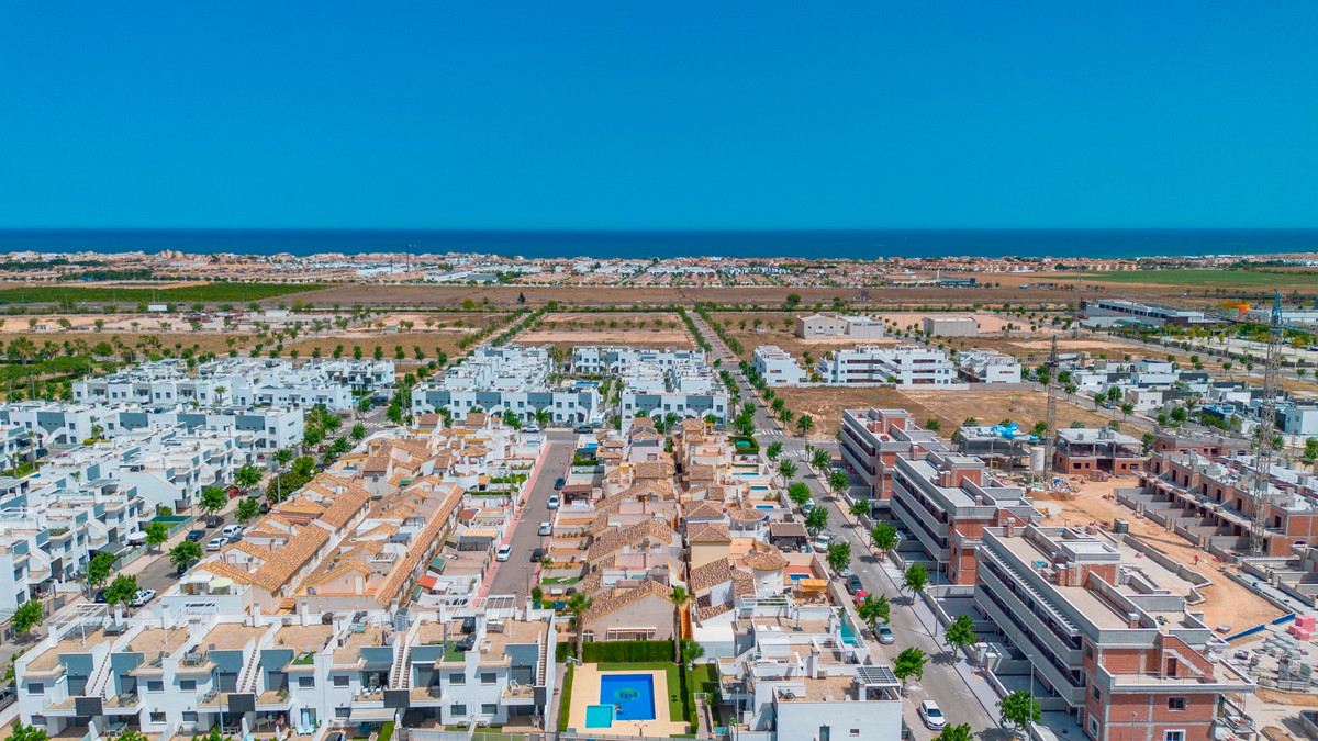 2 Bed Apartment for sale in Pilar De La Horadada Costa Blanca, Alicante, Spain