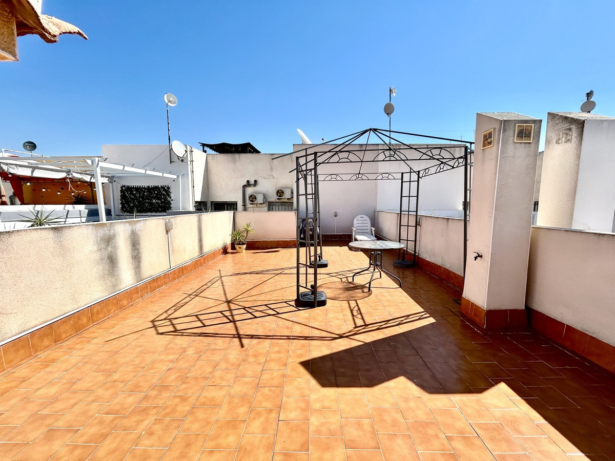 2 Bed Apartment for sale in Los Altos Costa Blanca, Alicante, Spain