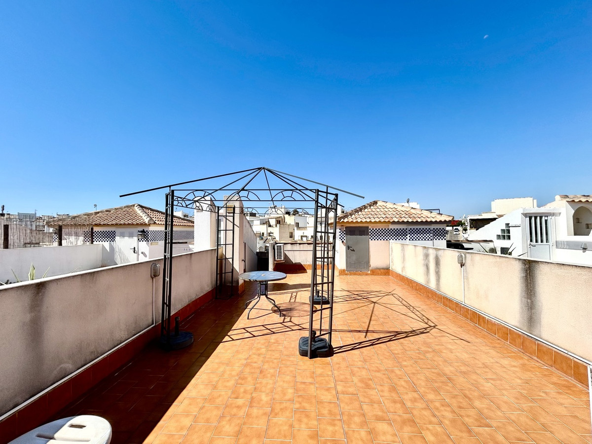 2 Bed Apartment for sale in Los Altos Costa Blanca, Alicante, Spain