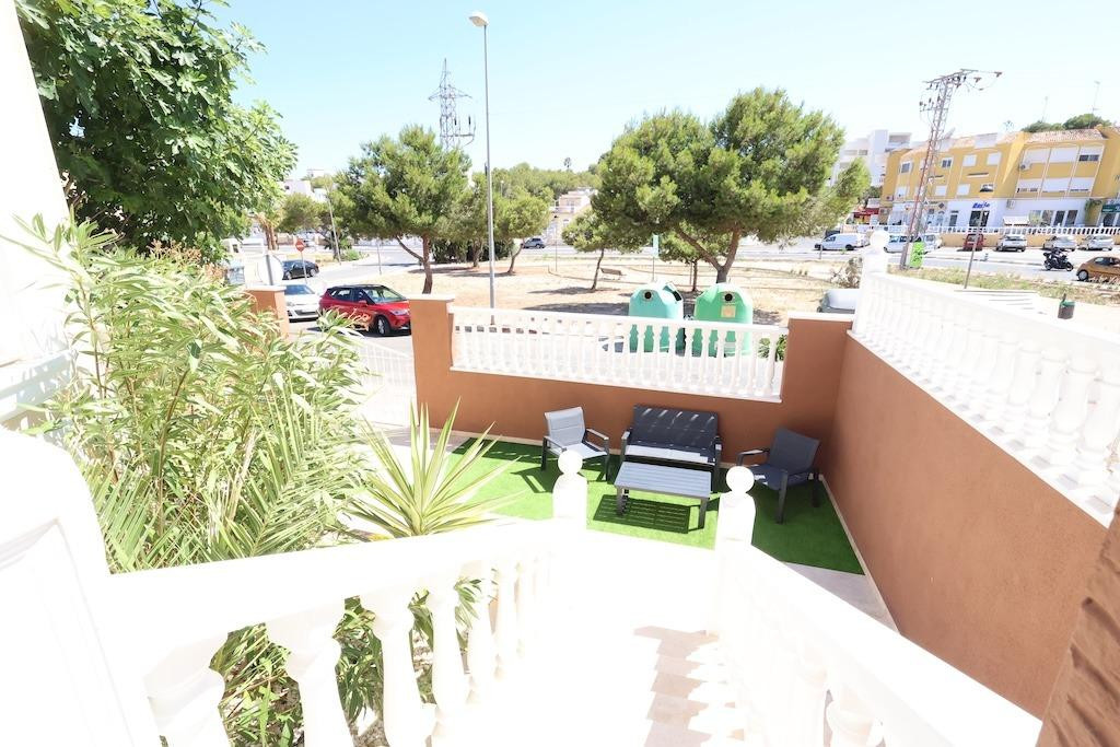3 Bed Townhouse for sale in Orihuela Costa Costa Blanca, Alicante, Spain