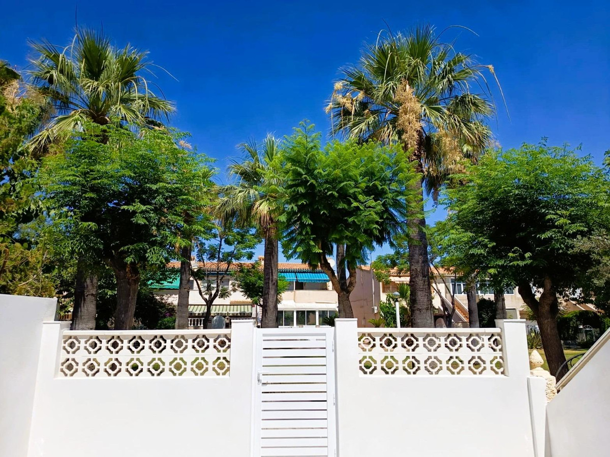 2 Bed Townhouse for sale in La Regia Costa Blanca, Alicante, Spain