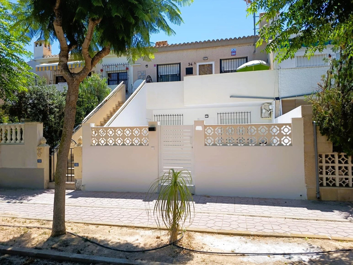 2 Bed Townhouse for sale in La Regia Costa Blanca, Alicante, Spain