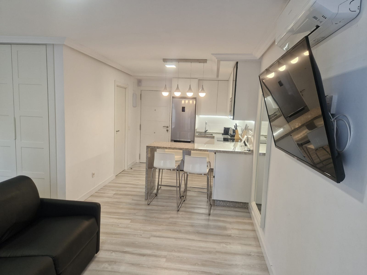 1 Bed Apartment for sale in Elviria Costa Del Sol, Málaga, Spain