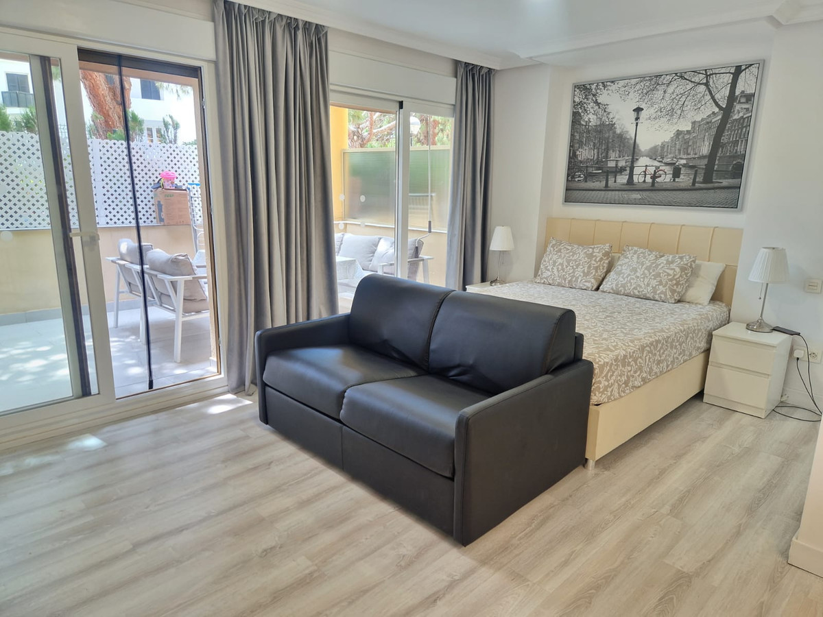 1 Bed Apartment for sale in Elviria Costa Del Sol, Málaga, Spain