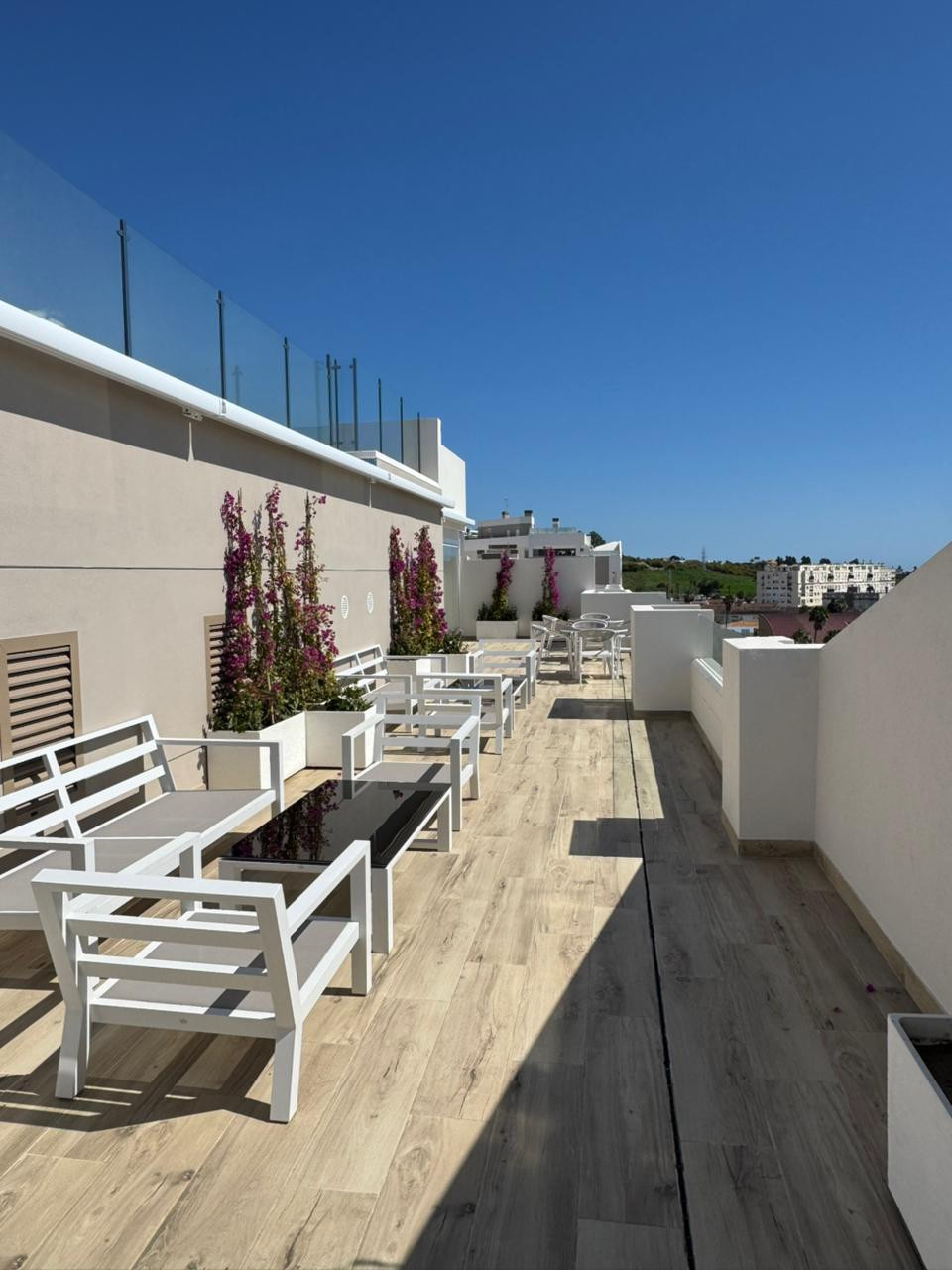 Se vende Apartamento Planta Media de 3 dormitorios en Costa Del Sol, Málaga, España