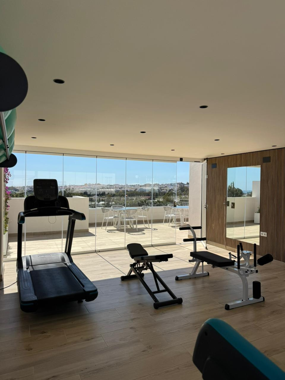 Se vende Apartamento Planta Media de 3 dormitorios en Costa Del Sol, Málaga, España