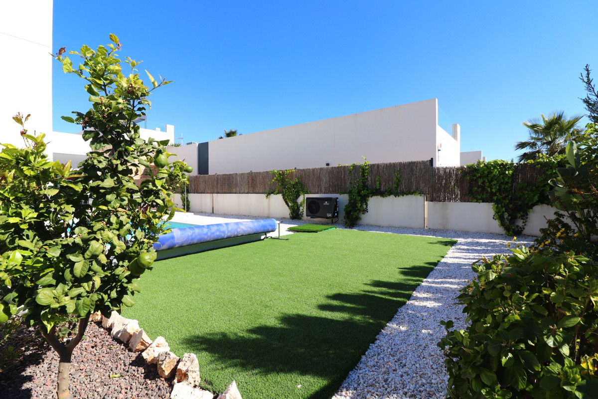 3 Bed Townhouse for sale in Algorfa Costa Blanca, Alicante, Spain