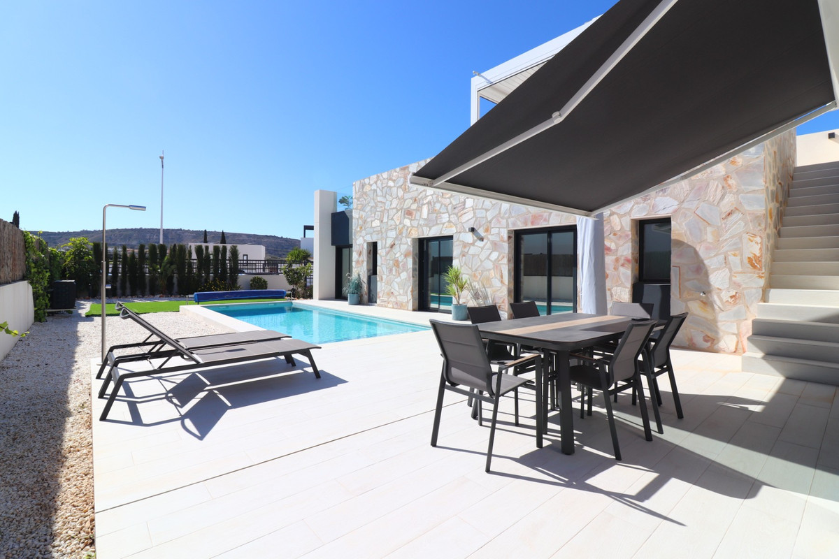 3 Bed Townhouse for sale in Algorfa Costa Blanca, Alicante, Spain