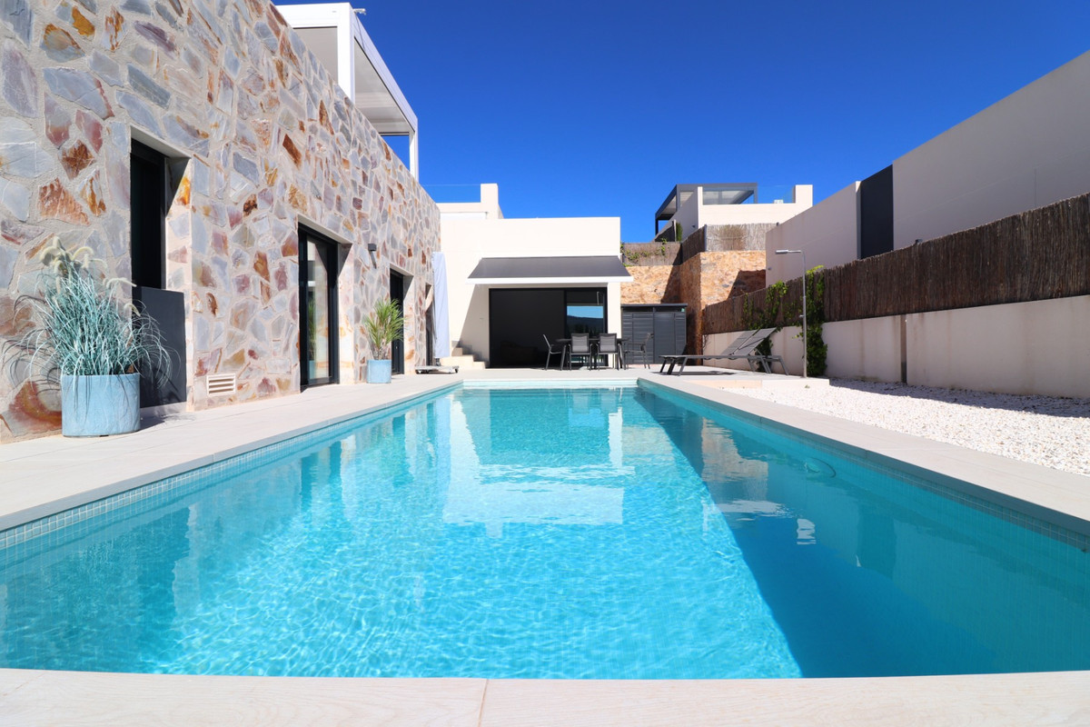 3 Bed Townhouse for sale in Algorfa Costa Blanca, Alicante, Spain