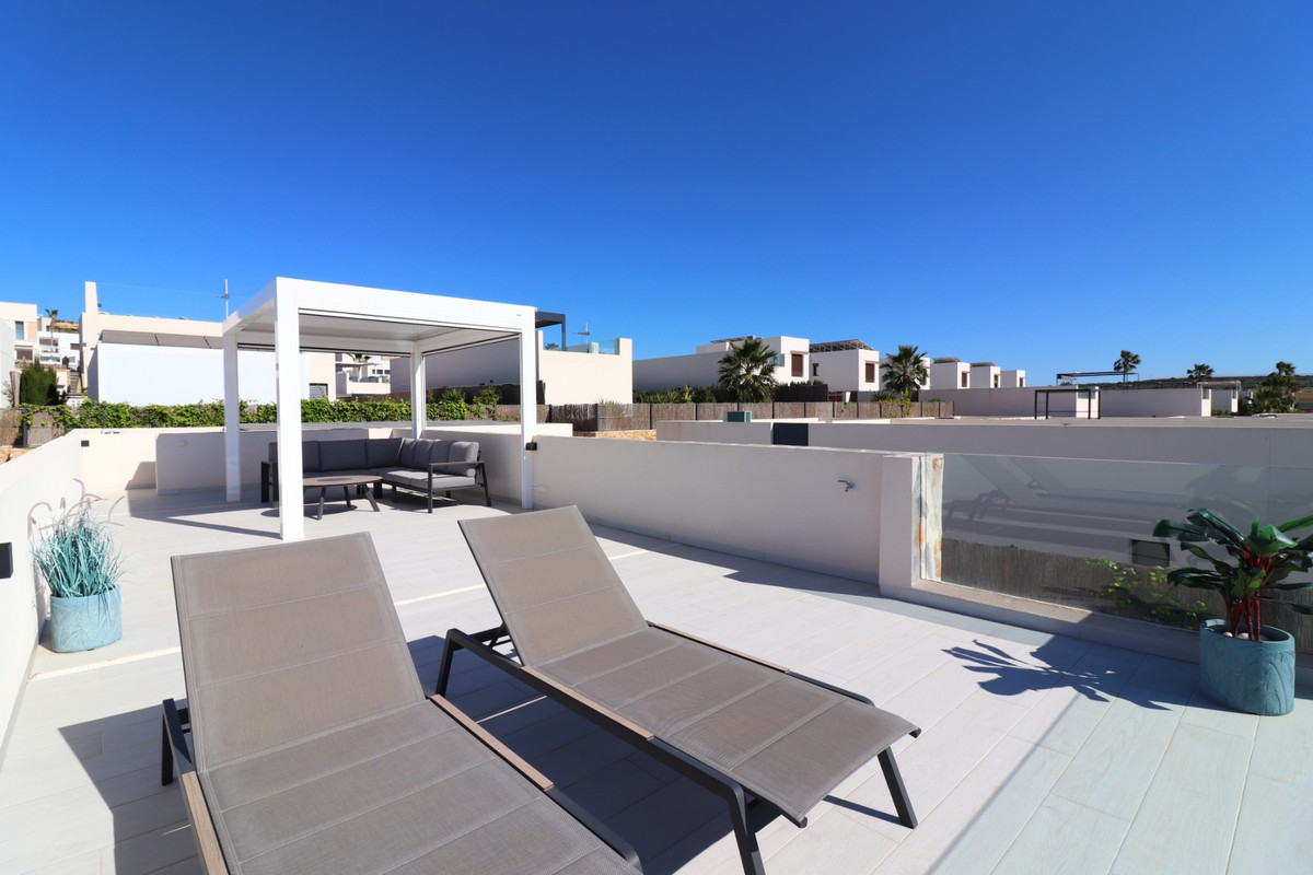 3 Bed Townhouse for sale in Algorfa Costa Blanca, Alicante, Spain