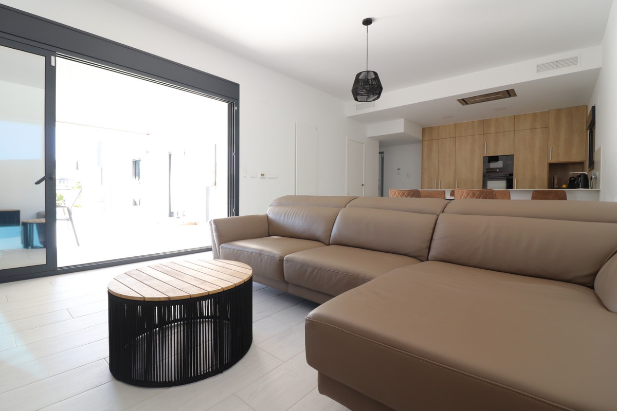 3 Bed Townhouse for sale in Algorfa Costa Blanca, Alicante, Spain