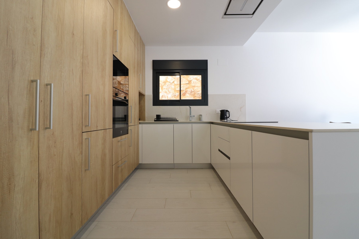 3 Bed Townhouse for sale in Algorfa Costa Blanca, Alicante, Spain