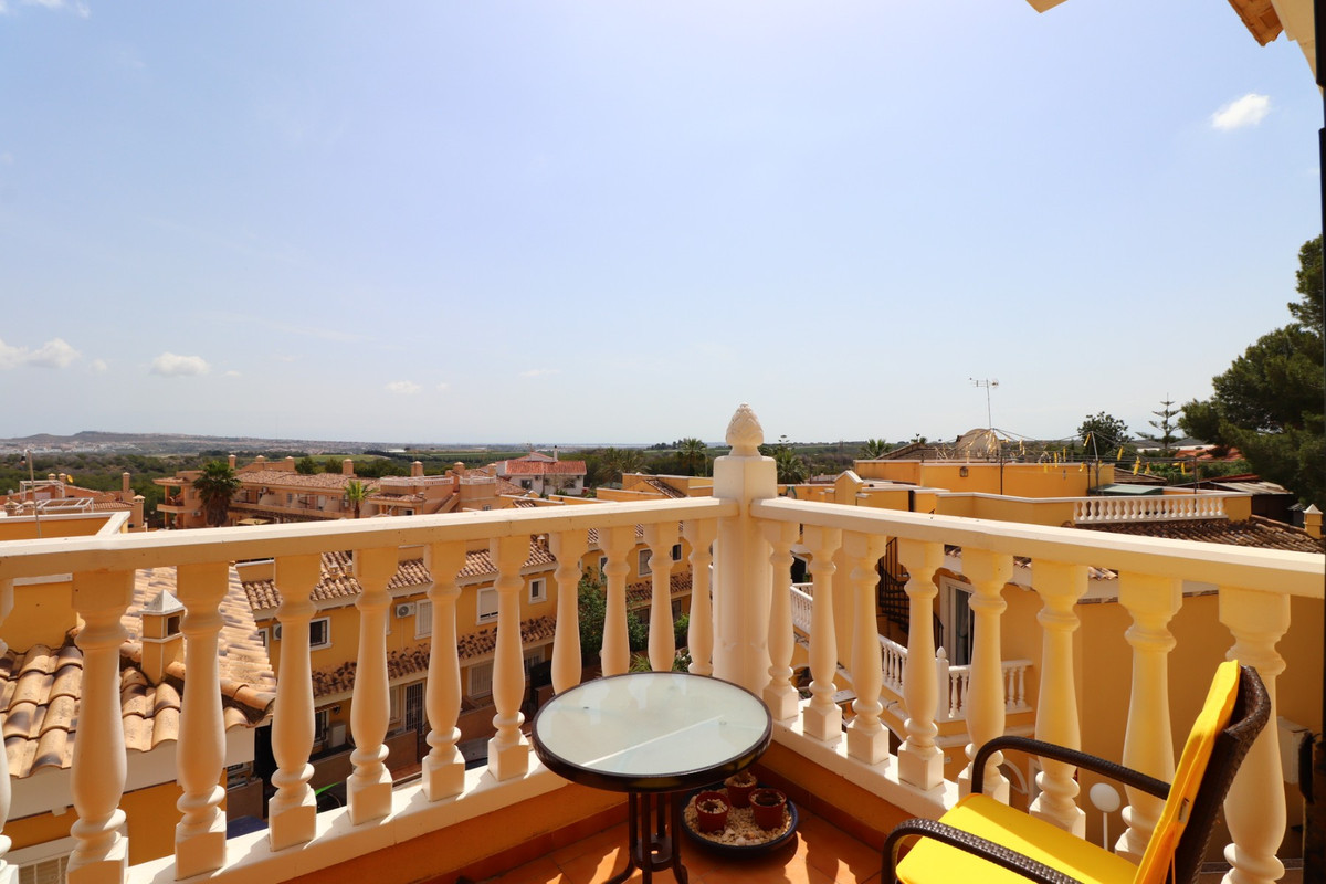 2 Bed Townhouse for sale in Montemar Costa Blanca, Alicante, Spain