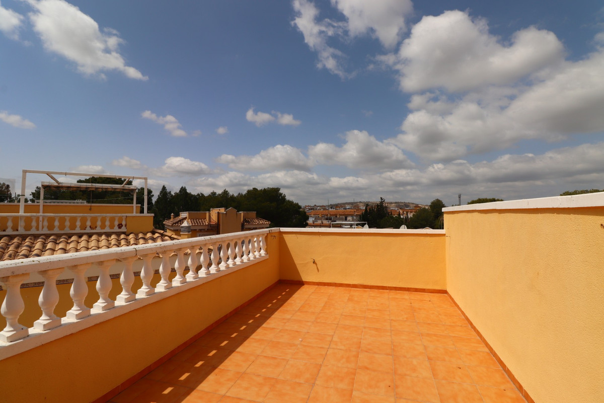 2 Bed Townhouse for sale in Montemar Costa Blanca, Alicante, Spain