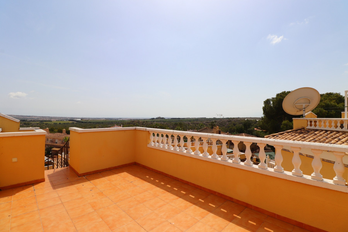 2 Bed Townhouse for sale in Montemar Costa Blanca, Alicante, Spain