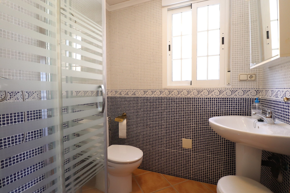 5 Bed Townhouse for sale in Lo Crispin Costa Blanca, Alicante, Spain