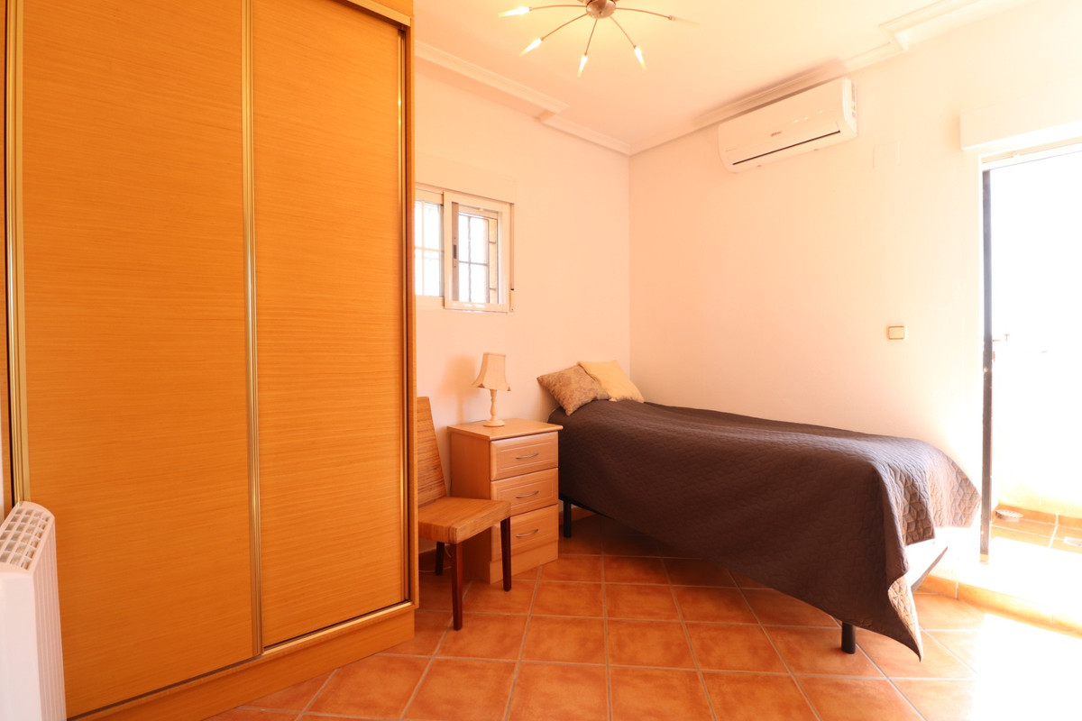 5 Bed Townhouse for sale in Lo Crispin Costa Blanca, Alicante, Spain