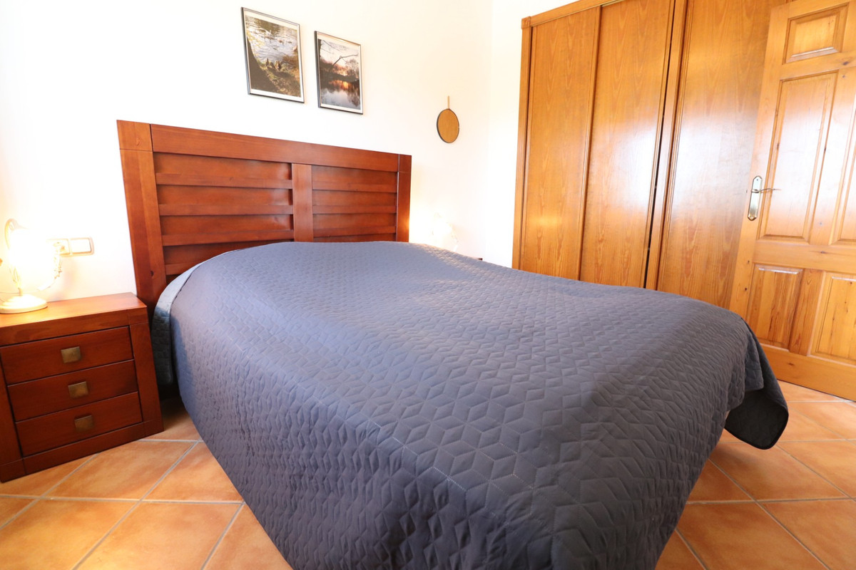 5 Bed Townhouse for sale in Lo Crispin Costa Blanca, Alicante, Spain