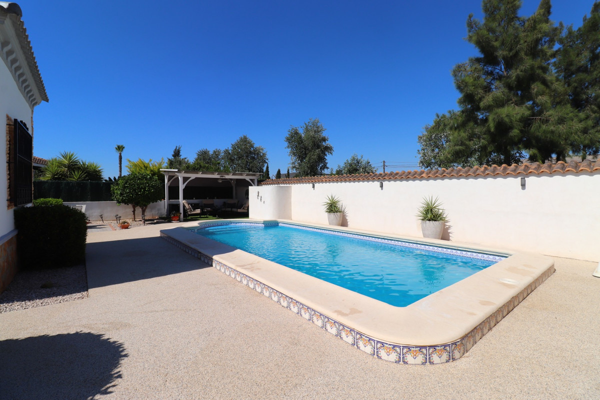 Se vende Villa - Chalet de 3 dormitorios en Costa Blanca, Alicante, España