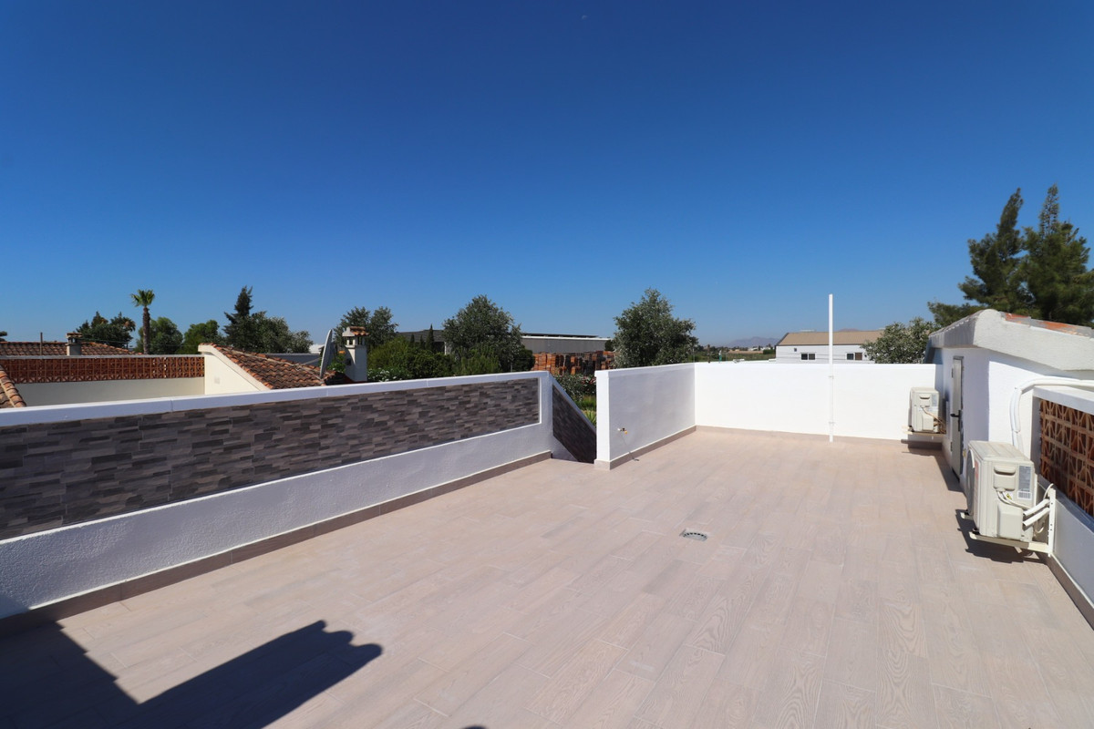 Se vende Villa - Chalet de 3 dormitorios en Costa Blanca, Alicante, España