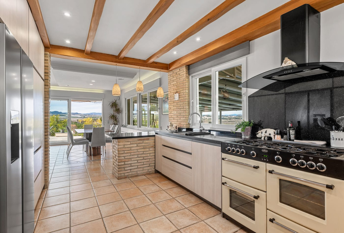 4 Bed Townhouse for sale in Torremendo Costa Blanca, Alicante, Spain