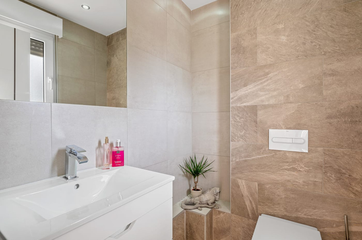 4 Bed Townhouse for sale in Torremendo Costa Blanca, Alicante, Spain