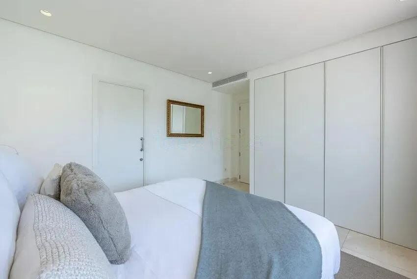 3 Bed Apartment for sale in Marbella Costa Del Sol, Málaga, Spain