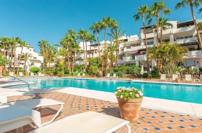 3 Bed Apartment for sale in Marbella Costa Del Sol, Málaga, Spain