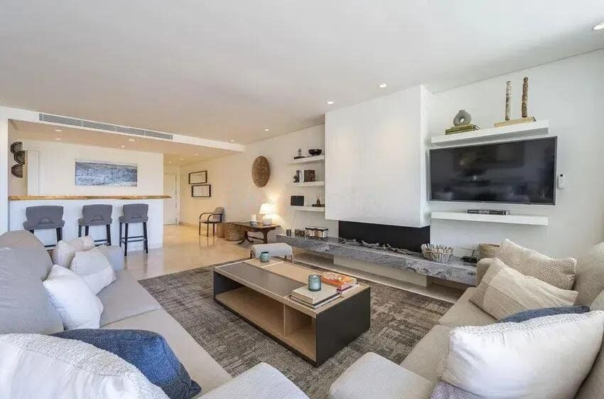 3 Bed Apartment for sale in Marbella Costa Del Sol, Málaga, Spain