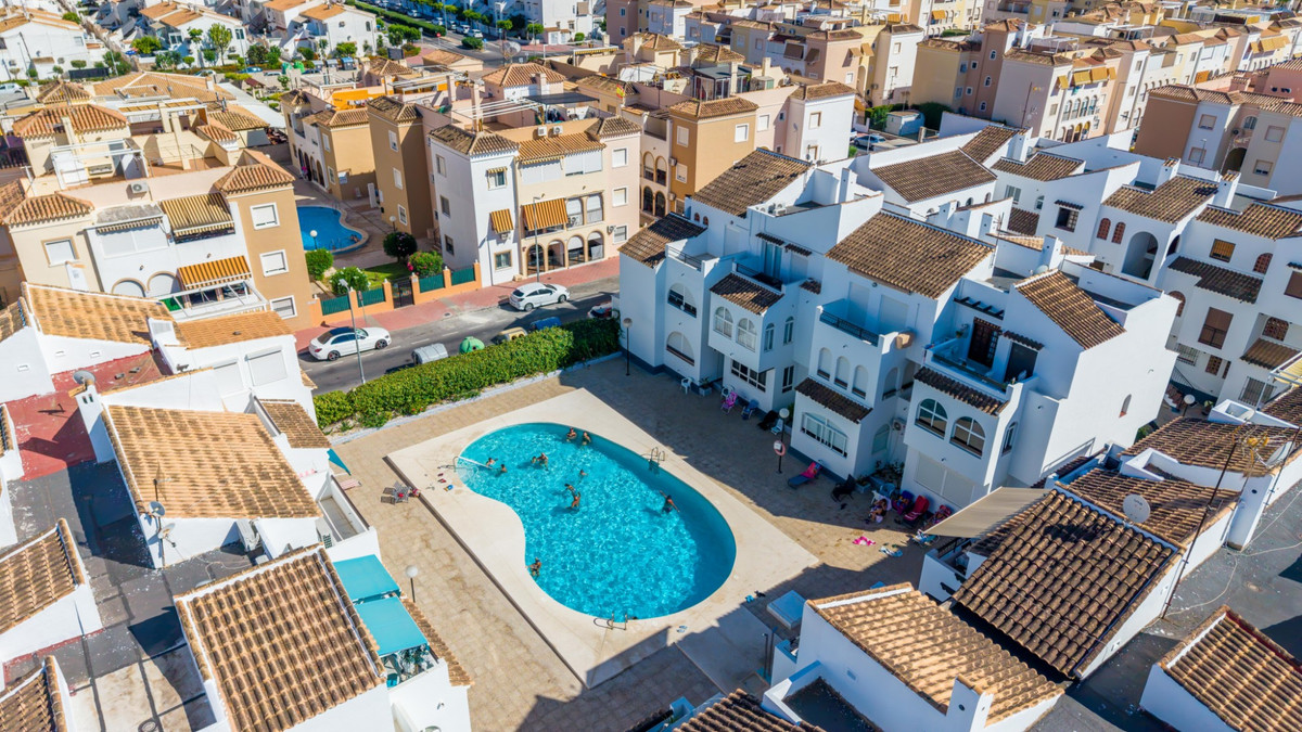 1 Bed Apartment for sale in Torrevieja Costa Blanca, Alicante, Spain