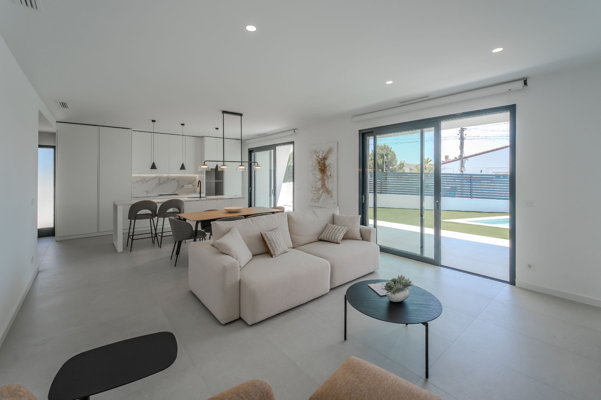 3 Bed Townhouse for sale in Ciudad Quesada Costa Blanca, Alicante, Spain